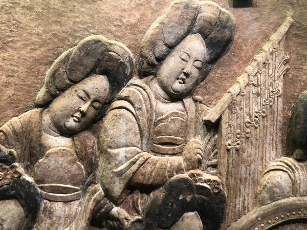 乐鱼官网五代《浮雕散乐图》领衔看凝固在曲阳石雕中的汗青霎时(图5)